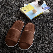 Load image into Gallery viewer, High Quality New Simple Unisex Slippers Hotel Travel Spa Portable Slippers Disposable Home Guest Indoor Cotton Fabric Slipper